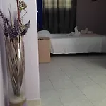 Zefyros Szálloda