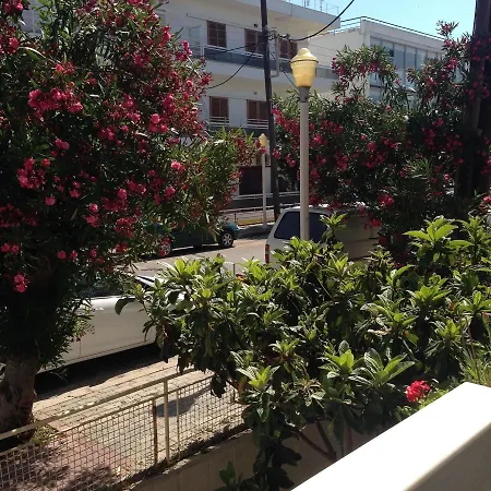 Zefyros Hotel