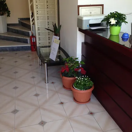 Zefyros ホテル Rhodes City