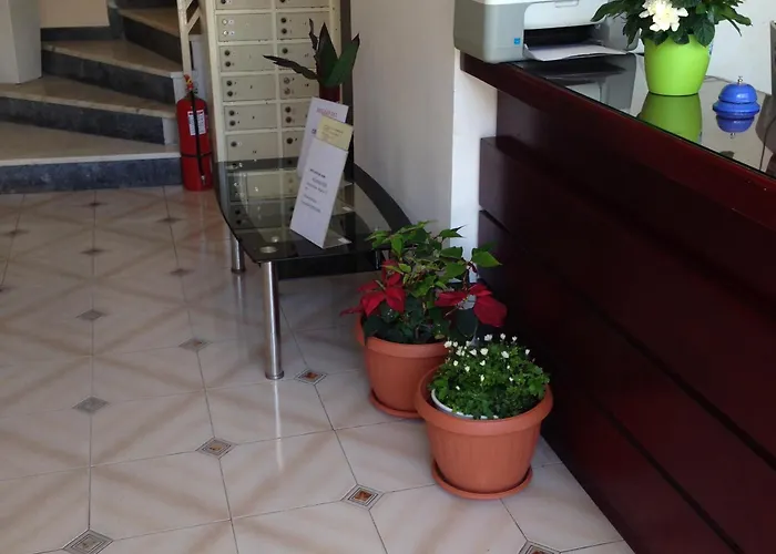 Zefyros ホテル Rhodes City